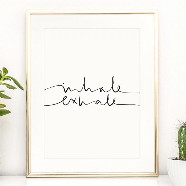 Posters av hög kvalitet med snygga och trendiga tryck köper du enkelt online hos Define Me!